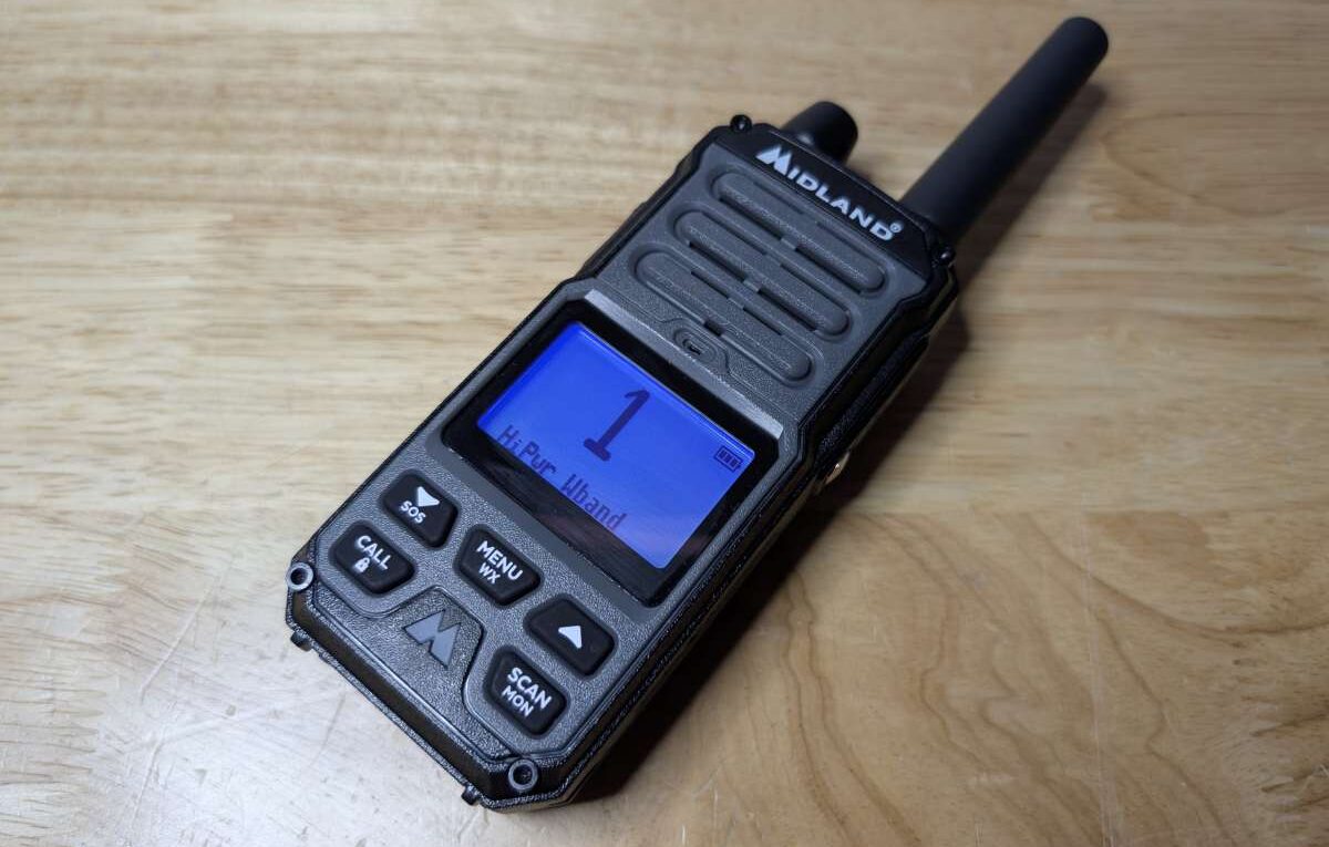 Midland GXT67 Pro GMRS 5-Watt Two-Way Radio review - Stay connected on the go!